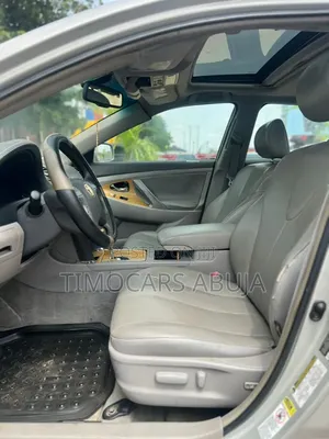 Toyota Camry 2009 Silver