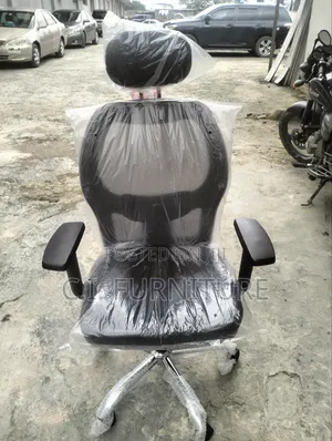 Quality Office Chair With Back Support and Hard Rest