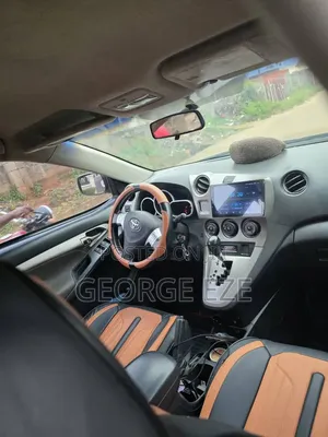 Toyota Matrix 2010 Orange