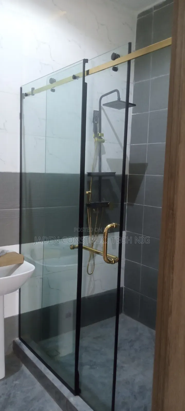 Shower Cubicle Durable