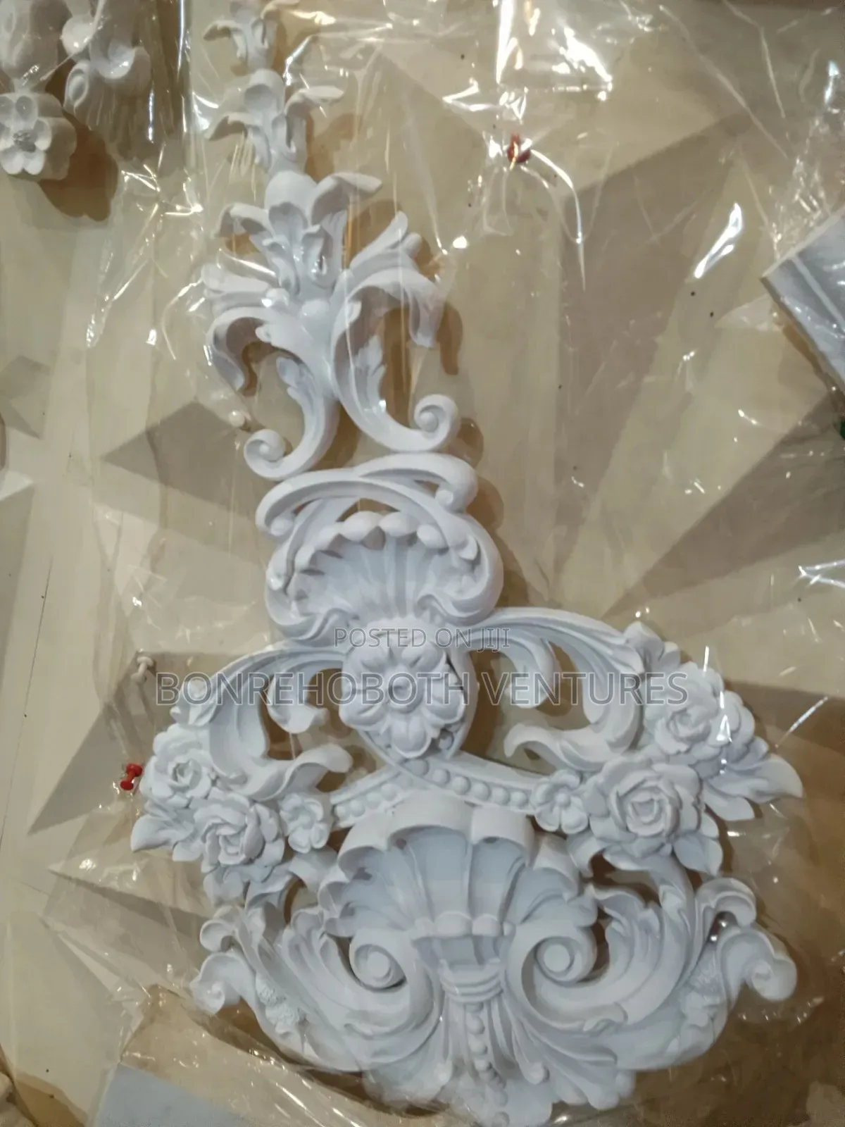 Wall Molding Ornaments