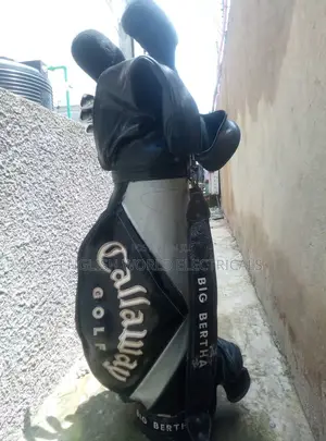 Used Callaway Golf Cart Bag (Needs Minor Zipper/Pocket Repair)