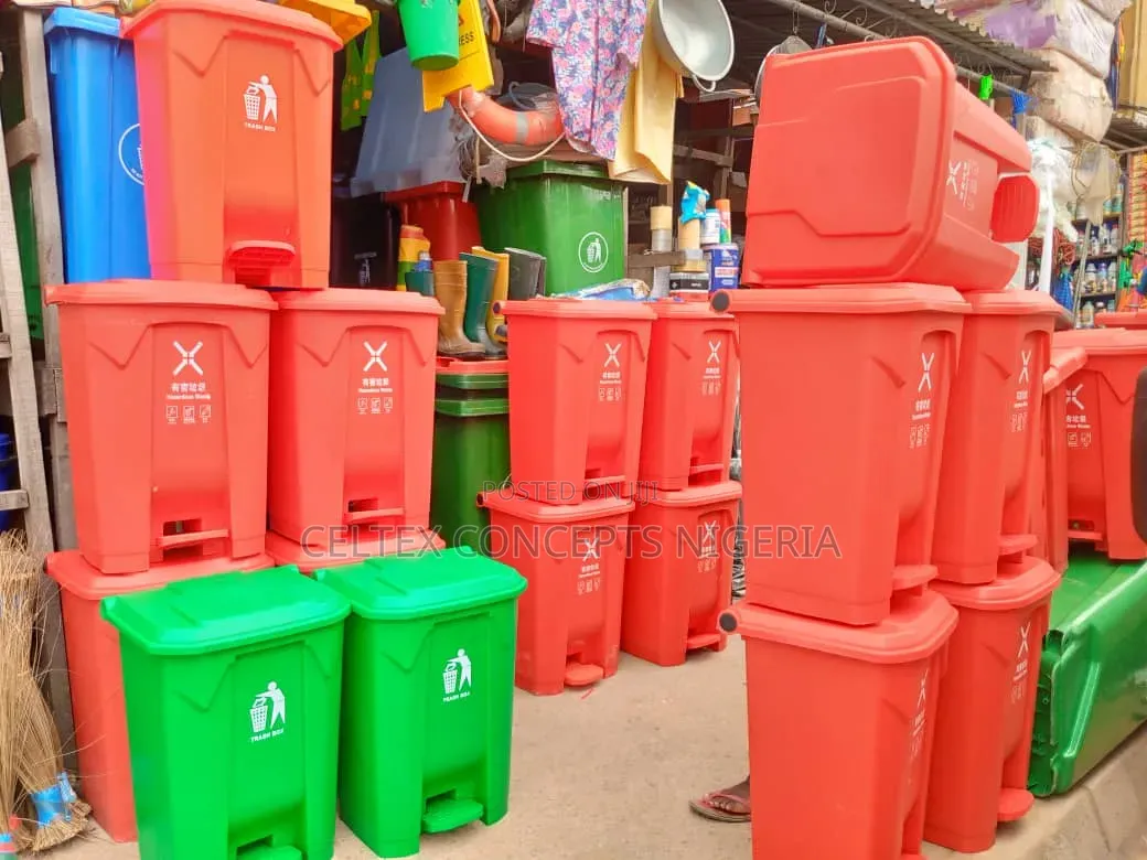 50 Litres Trash Bin With Pedal