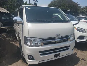 Toyota HiAce 2014 White