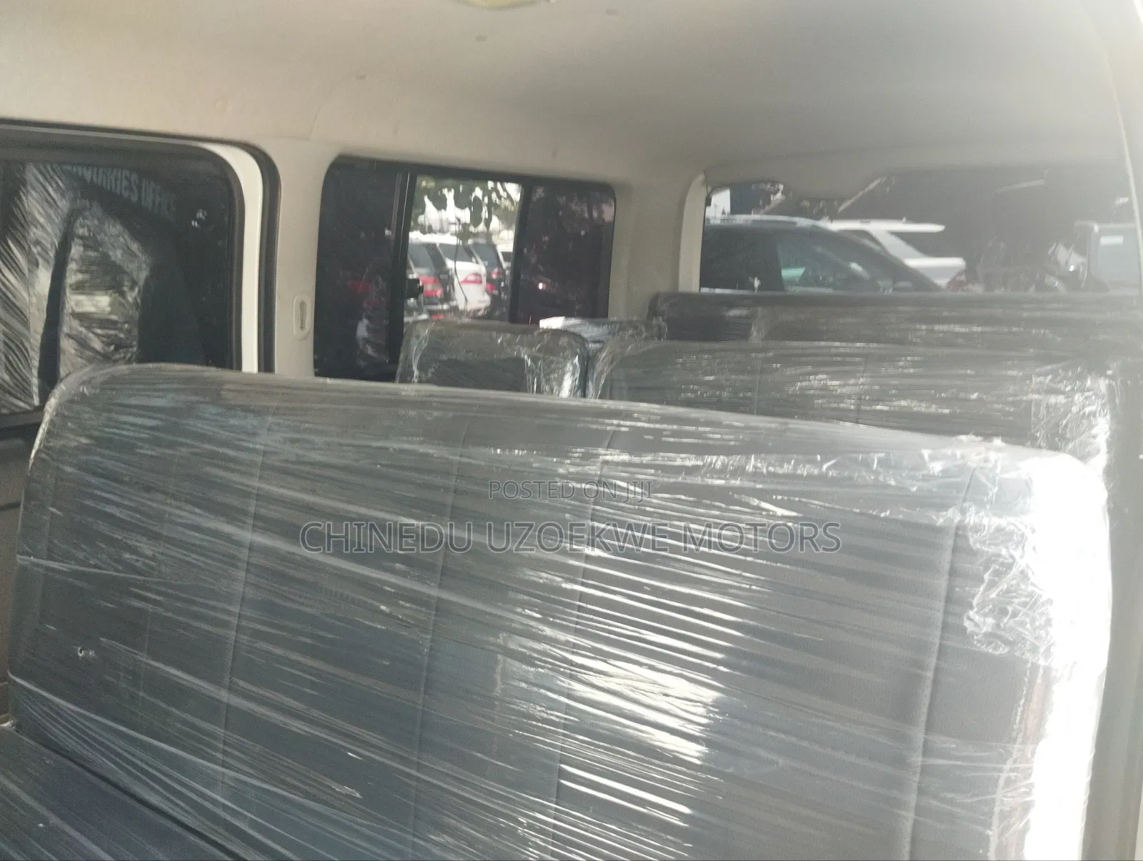 Toyota HiAce 2014 White