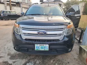 Ford Explorer 2013 Black