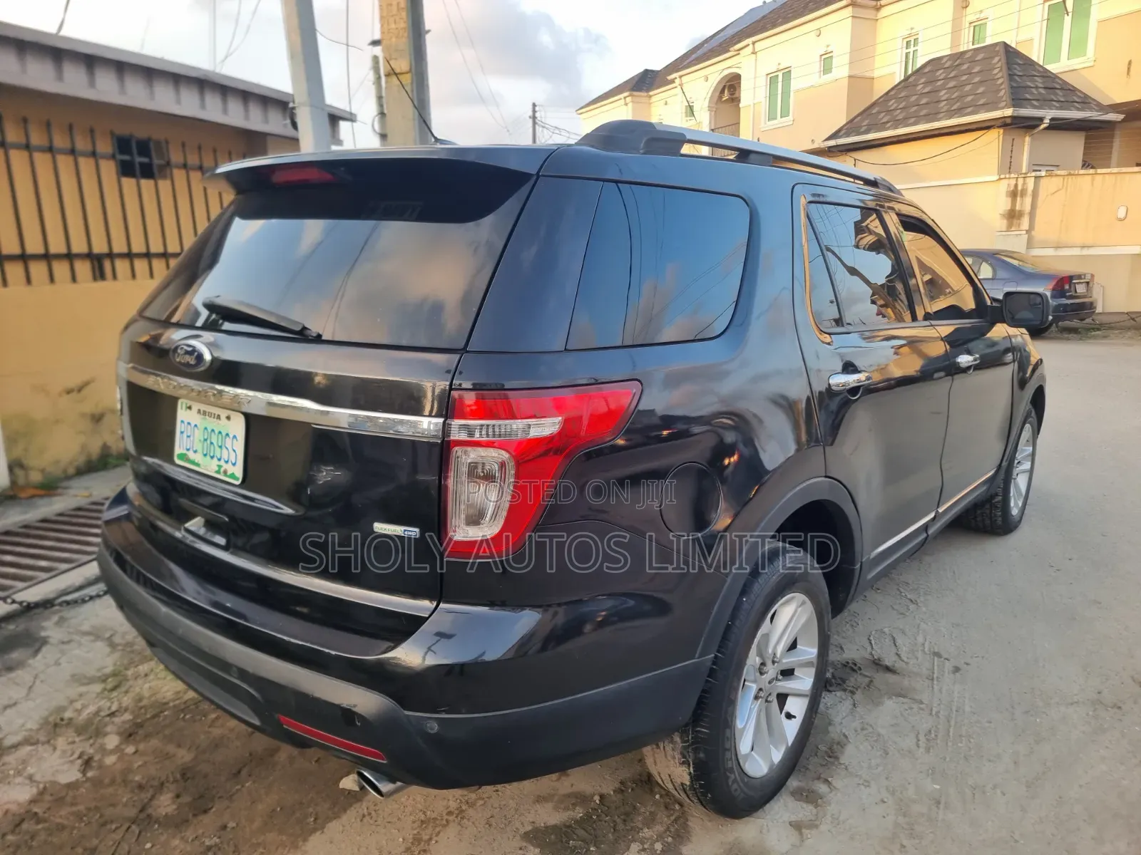 Ford Explorer 2013 Black