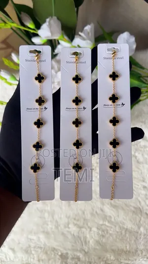 Fashionable Jewellery