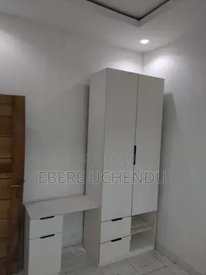 Mini Flat in Randle Avenue for rent