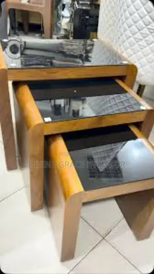 Glass Top 3 in Sidestool