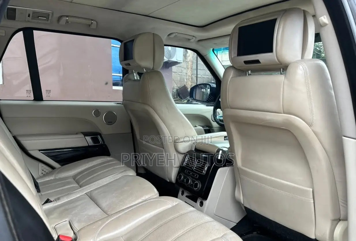 Land Rover Range Rover 2016 Black
