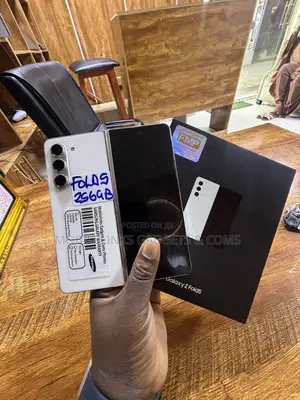 Samsung Galaxy Z Fold 5 256 GB Gold