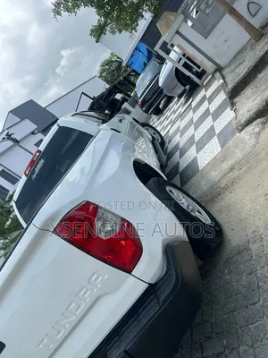 Toyota Tundra 2014 White