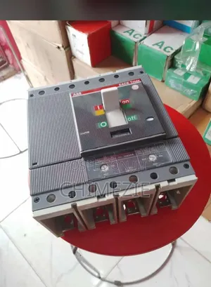 400A 4pole Breaker