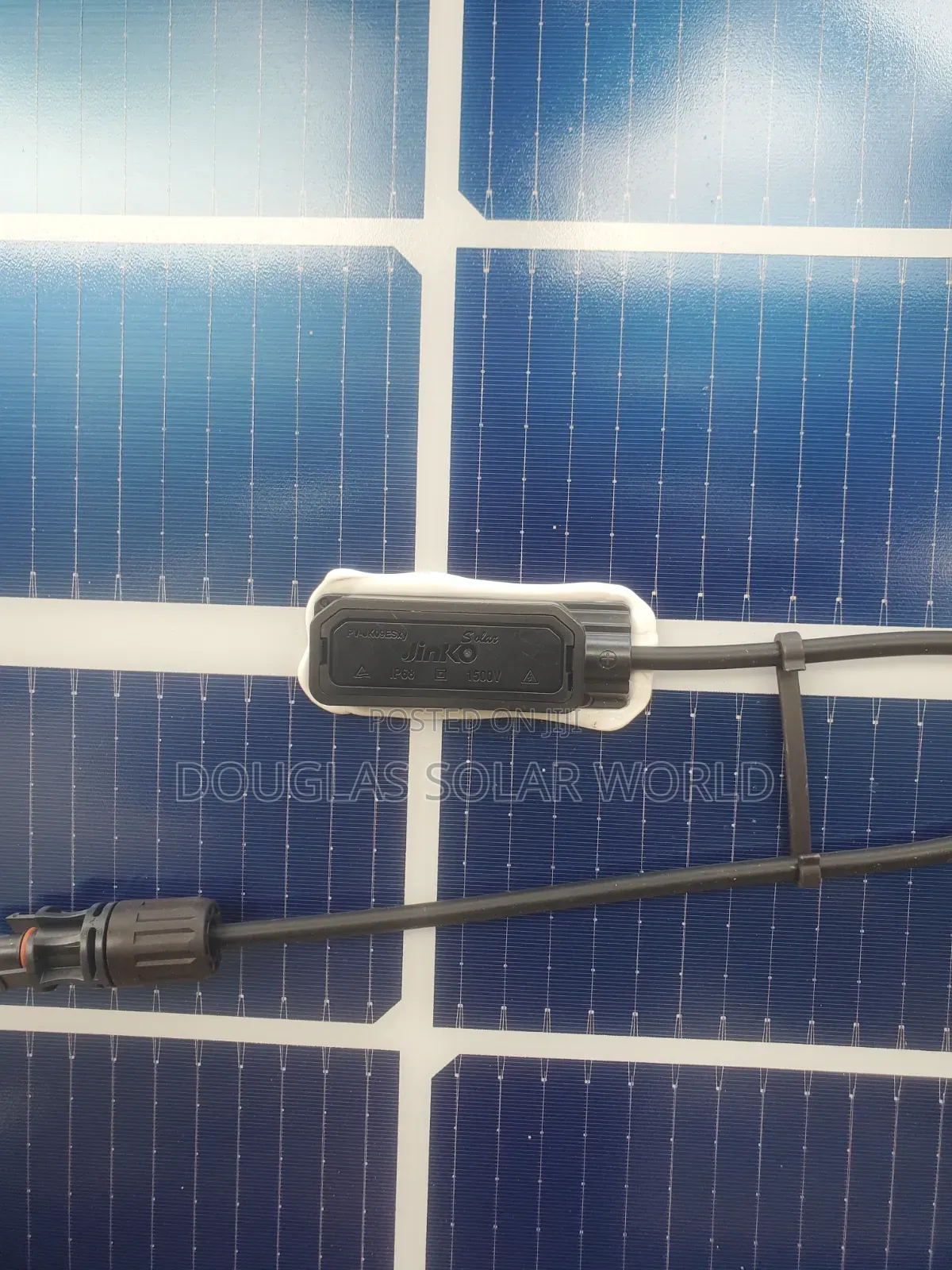 Jinko Solar 700W Mono Bifacial Solar Panel