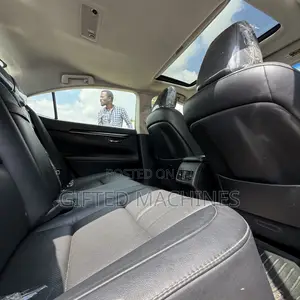 Lexus ES 350 FWD 2014 Silver