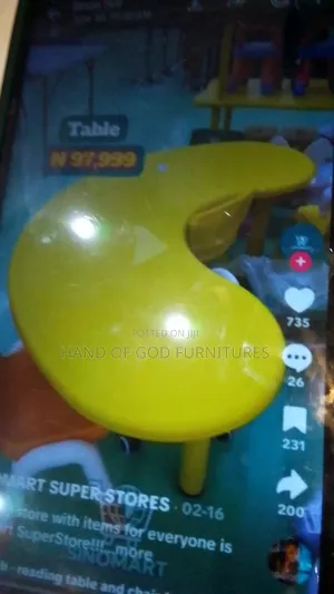 Special Moon Designed Plastic Table