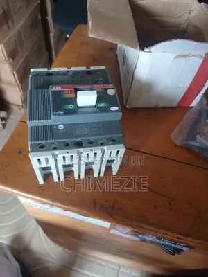 100a Breaker 4pole