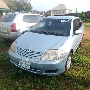 Toyota Corolla 2000 Blue