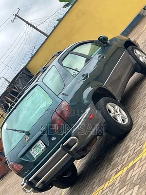 Lexus RX 2000 Green