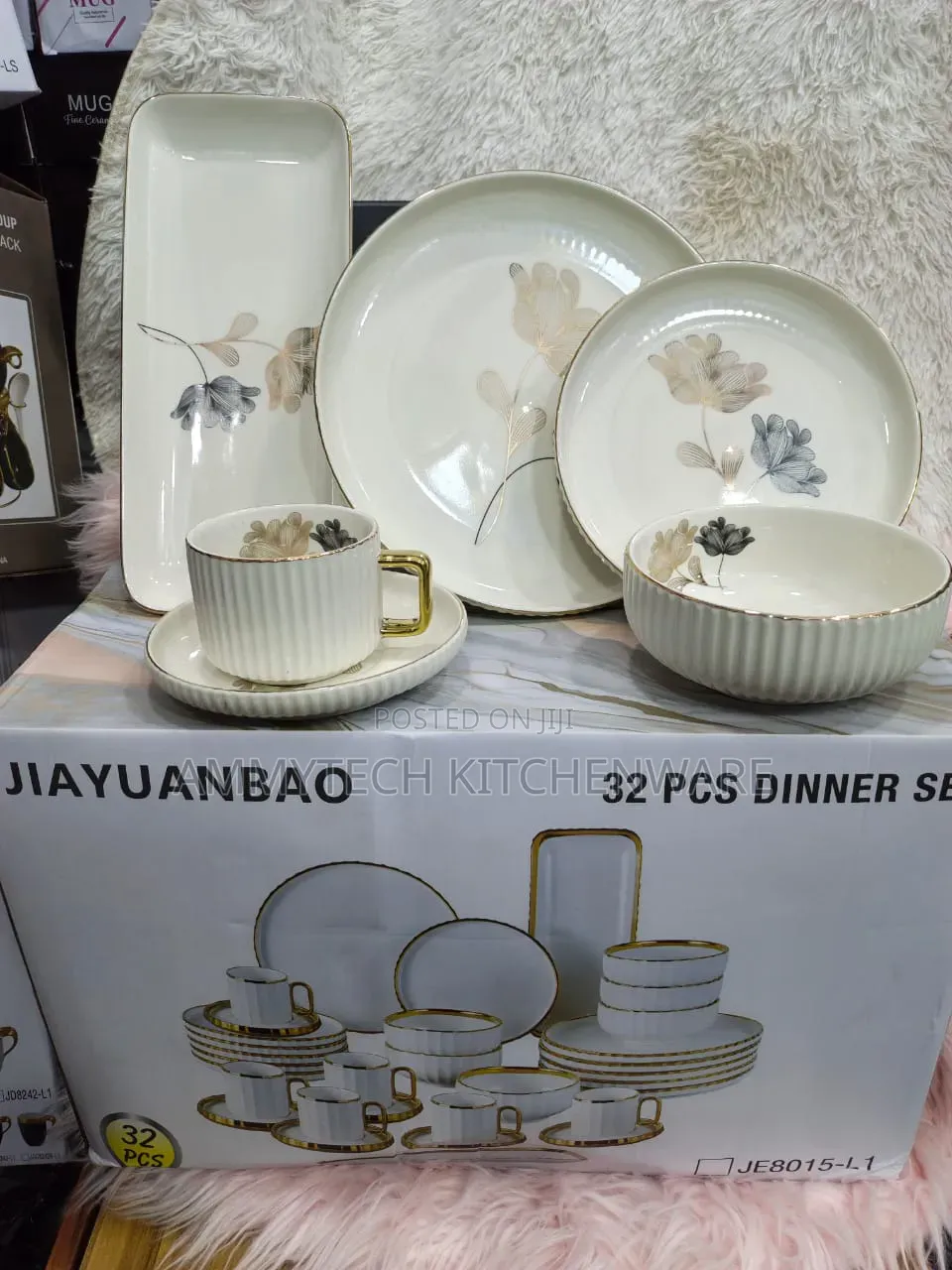 Luxurious 32pcs Dinner Sets