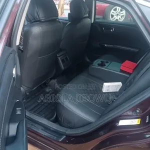 Toyota Avalon XLE Premium Sedan FWD (3.5L 6cyl 6A) 2013 Brown