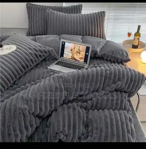 6×6 Luxury Corduroy Bedding Set