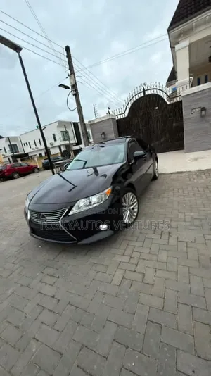 Lexus ES 2015 Black