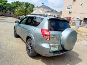 Toyota RAV4 2006 Green
