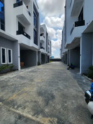 4bdrm Duplex in Ikate for sale
