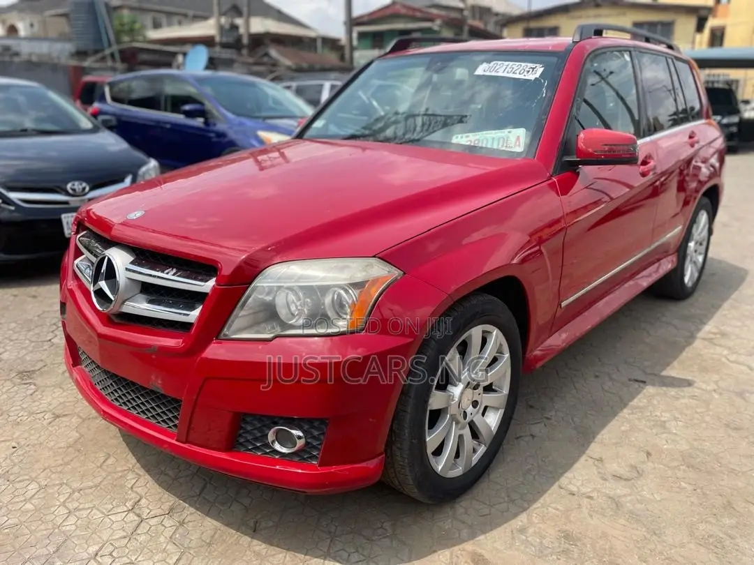 Mercedes-Benz GLK-Class 2010 Red