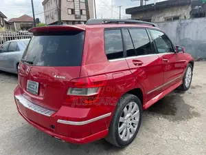 Mercedes-Benz GLK-Class 2010 Red