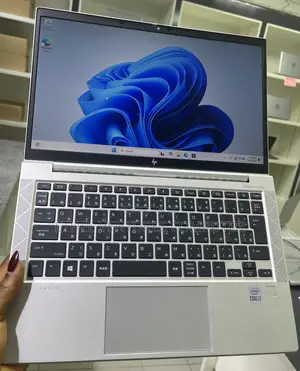Laptop HP EliteBook 830 G7 16GB Intel Core i7 SSD 256GB
