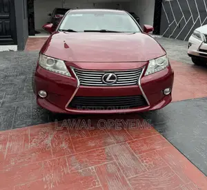 Lexus ES 2013 Red