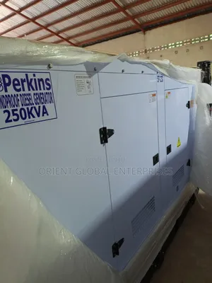 Perkins 250kva Soundproof Generator