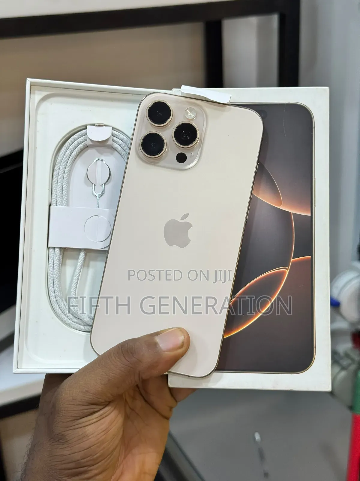 Apple iPhone 16 Pro Max 1 TB Gold