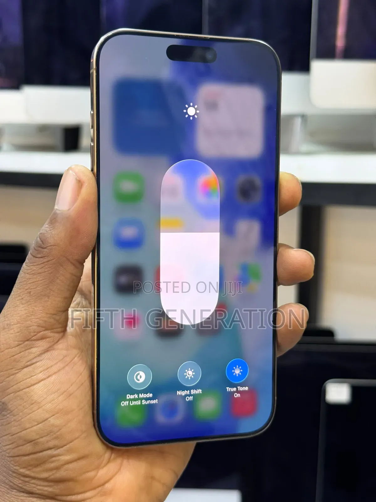 Apple iPhone 16 Pro Max 1 TB Gold