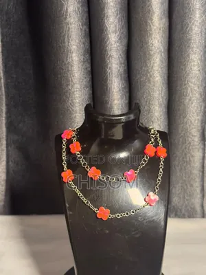 Scarlet Petale Necklace and Bracelet(Available in All Colors
