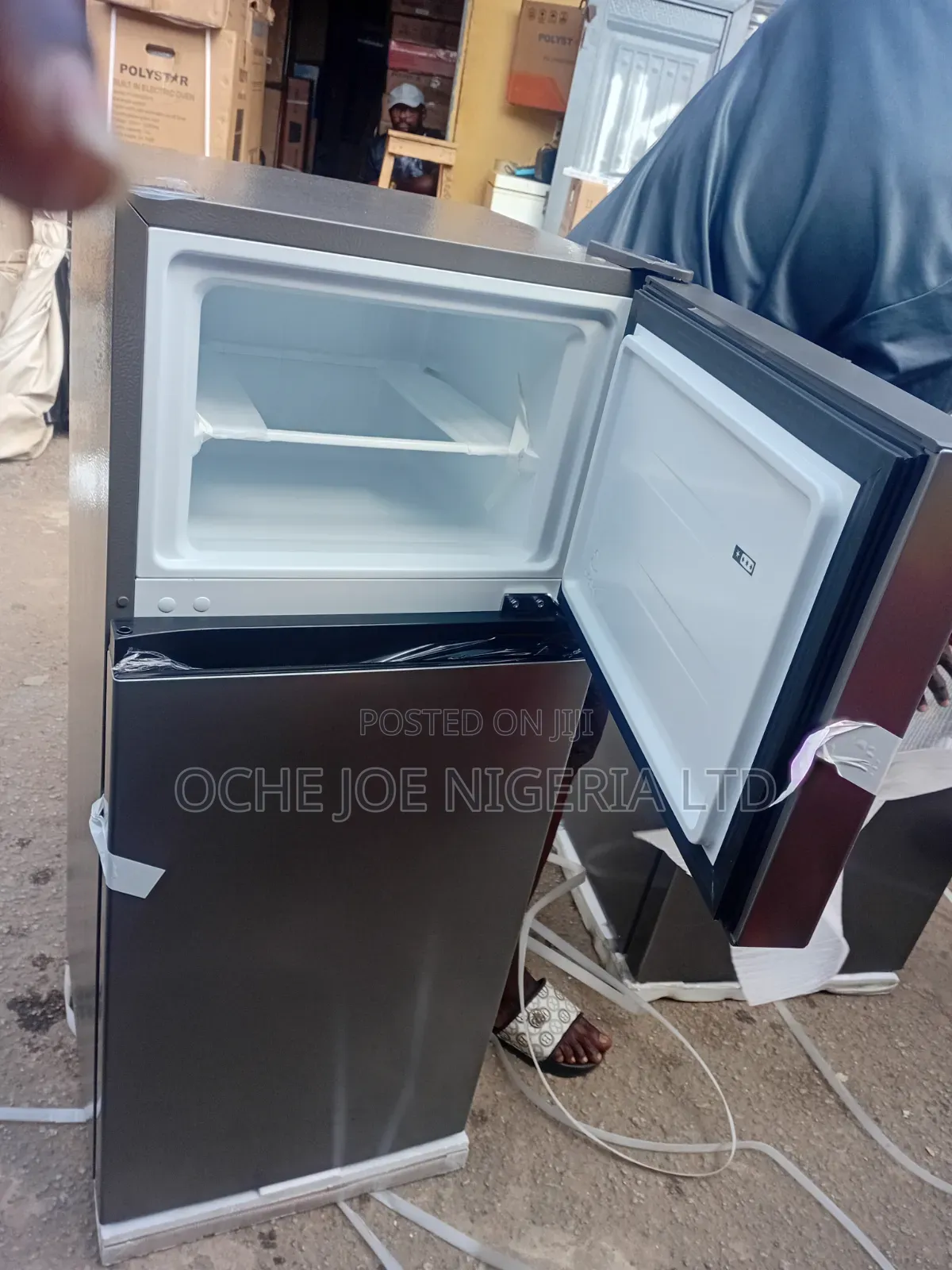 Hisense 173 Model Fridge