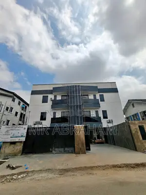Furnished 2bdrm Apartment in Yaba, Lagos State for sale