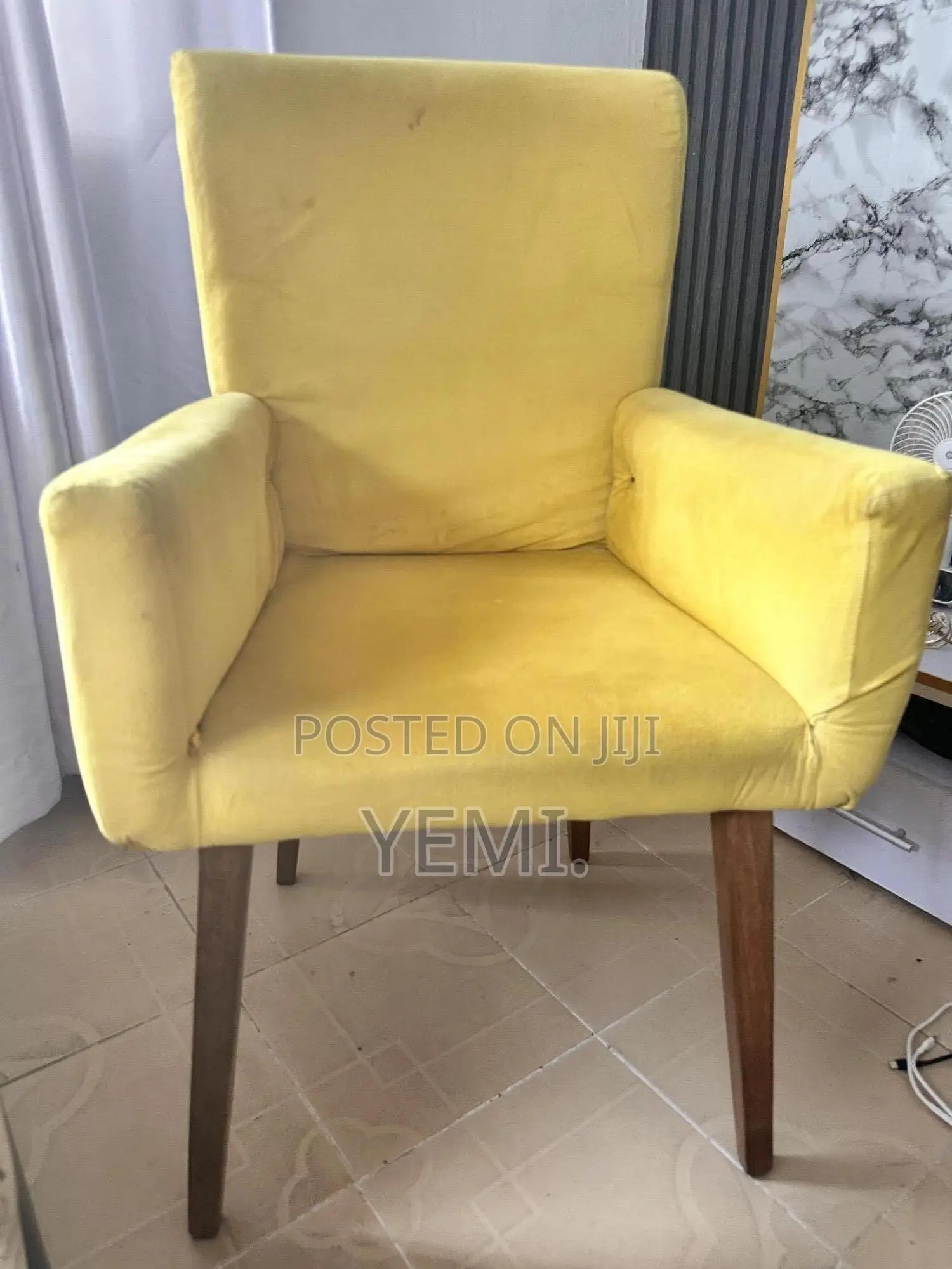 Single Chair