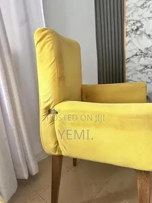 Single Chair