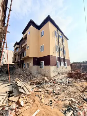 3bdrm Apartment in Ogba for sale
