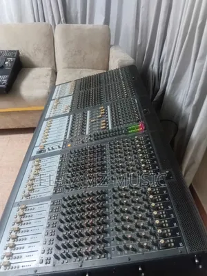 Mackie Onyx 3280 32 Channel Live Mixer