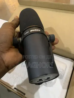 Original Shure SM7B Vocal Studio Dynamic Microphone