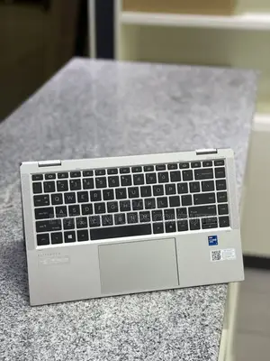 Laptop HP EliteBook 1040 G8 16GB Intel Core i7 SSD 512GB
