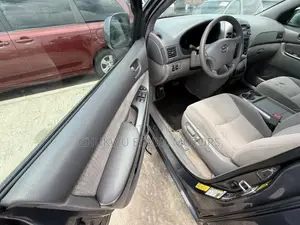 Toyota Sienna LE 8 Passenger 2010 Gray