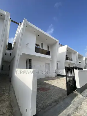 4bdrm Duplex in Ikota for sale