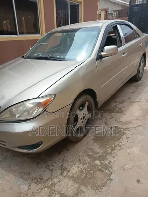 Toyota Camry 2003 Gold