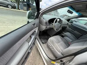 Toyota Sienna XLE AWD 2006 Silver